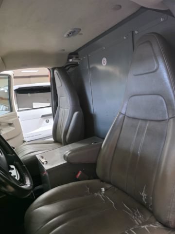Used 2020 Chevrolet Express 3500 Extended w/ Driver Convenience Package RWD image 8