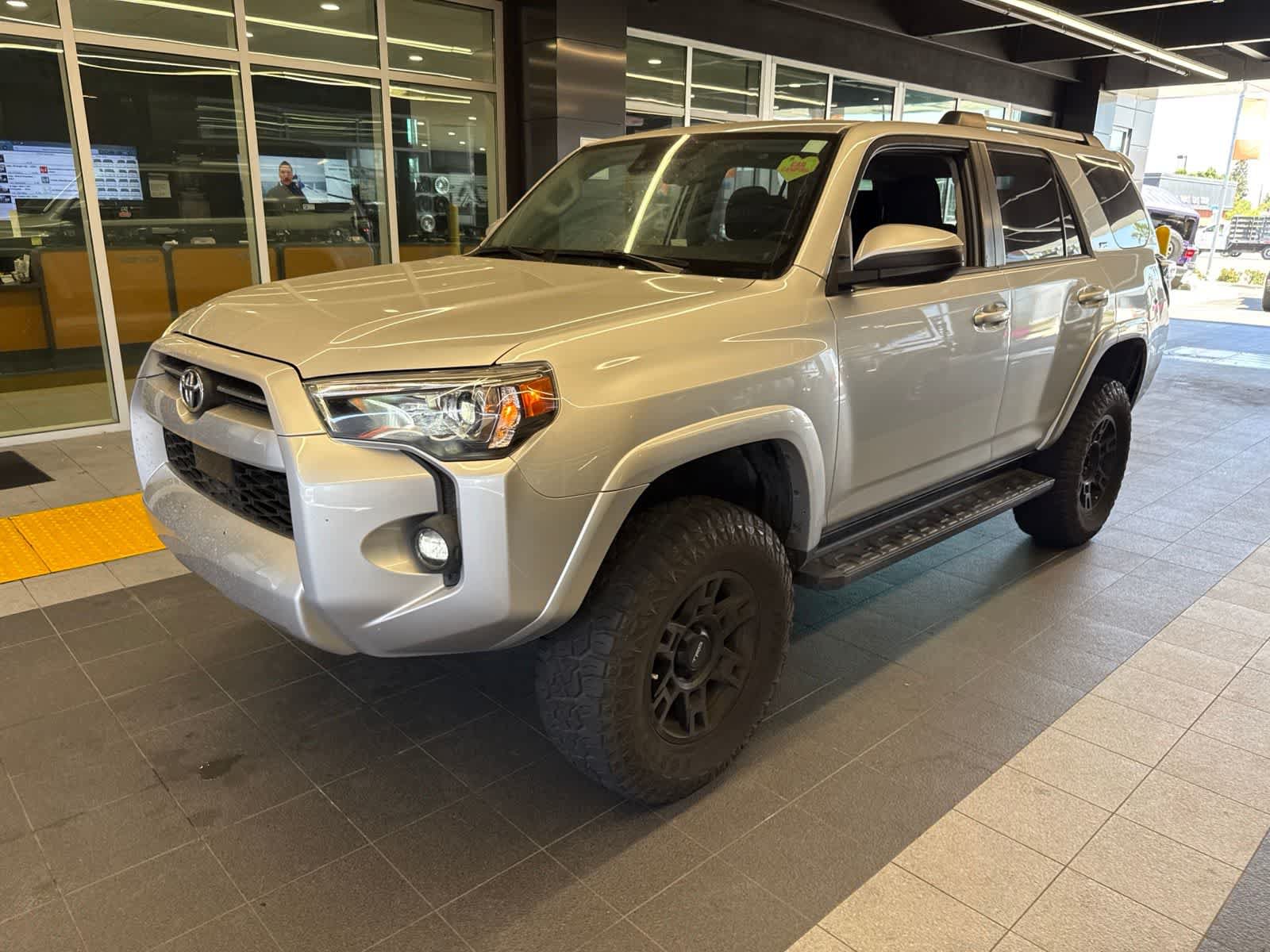 Used 2021 Toyota 4Runner SR5 AWD/4WD image 18