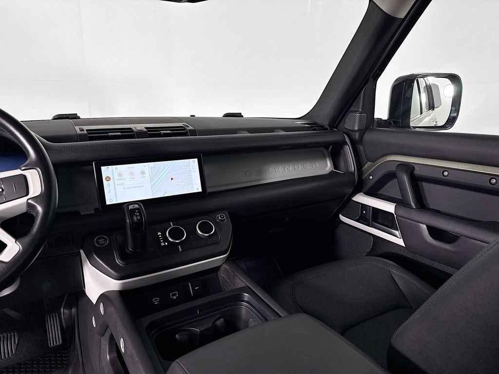 Certified 2023 Land Rover Defender 110 SE AWD/4WD image 24