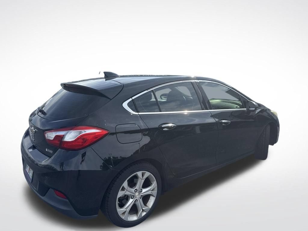 Used 2017 Chevrolet Cruze Premier FWD image 8