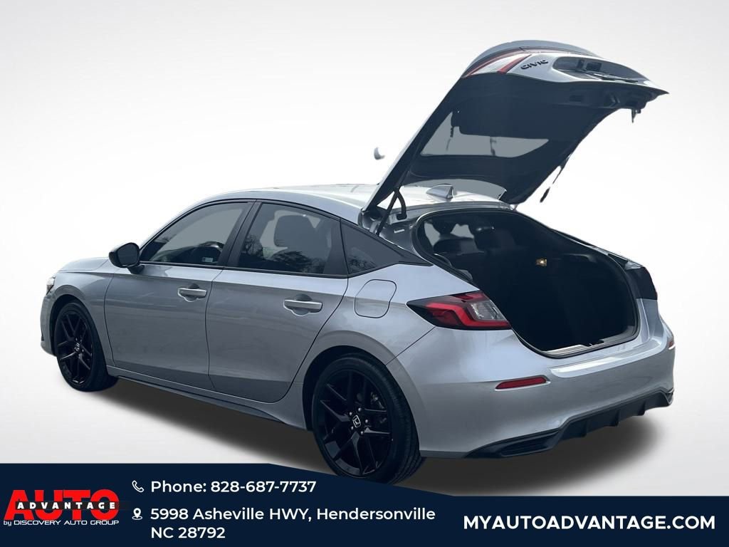 Used 2023 Honda Civic Sport image 6