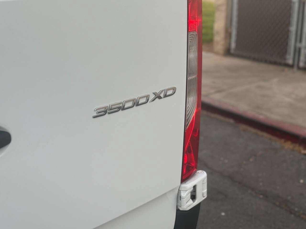 Used 2020 Mercedes-Benz Sprinter 3500 image 47