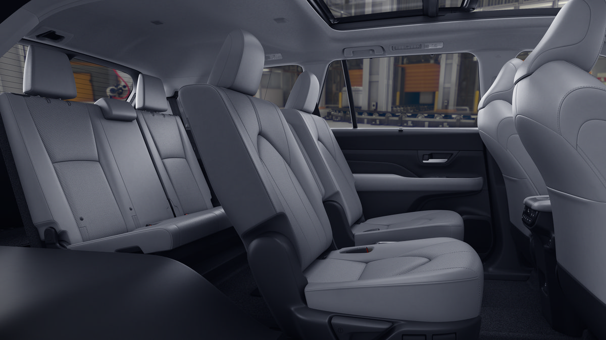 New 2026 Toyota Grand Highlander AWD image 2