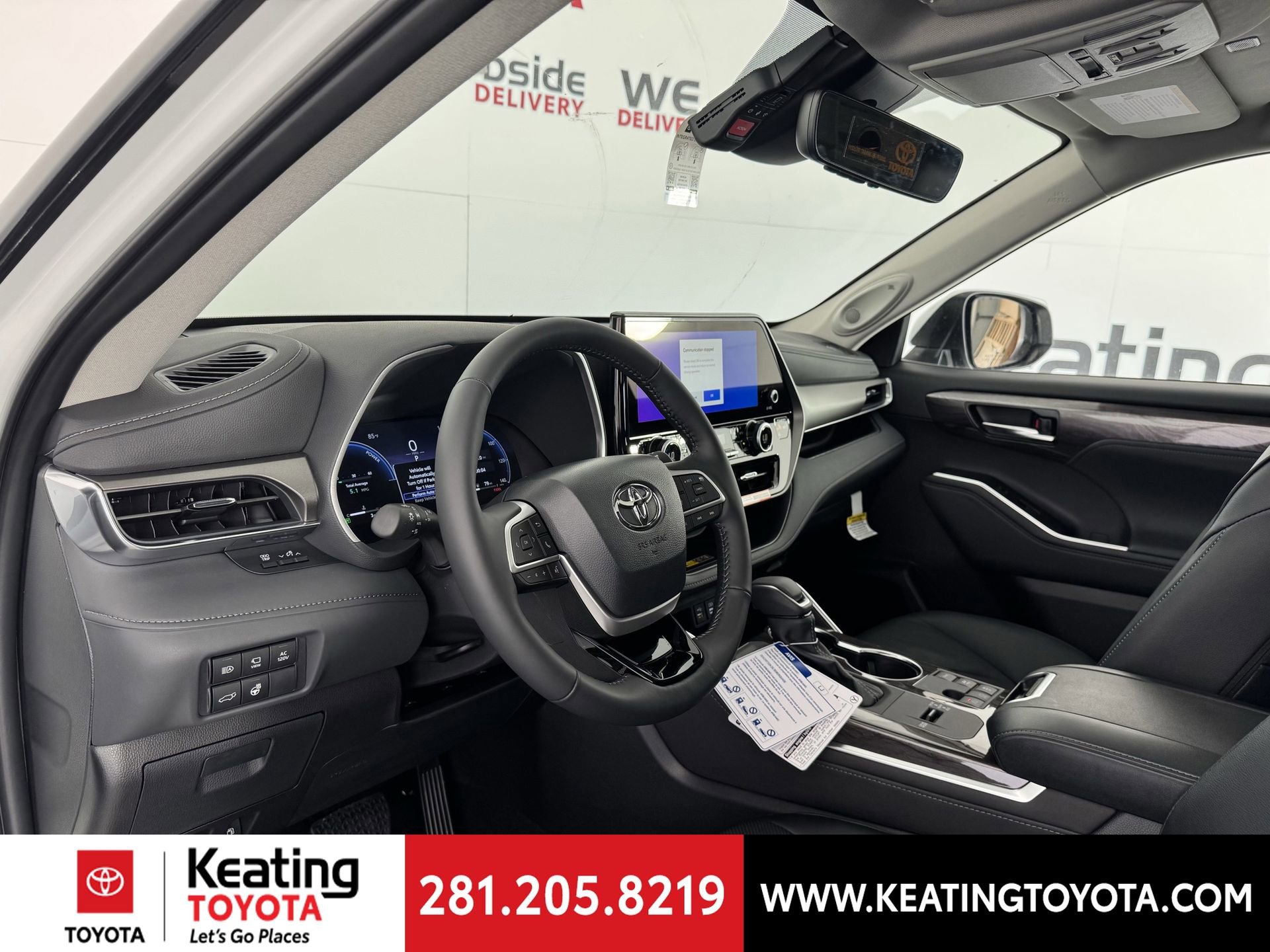 New 2026 Toyota Highlander Limited AWD/4WD image 2