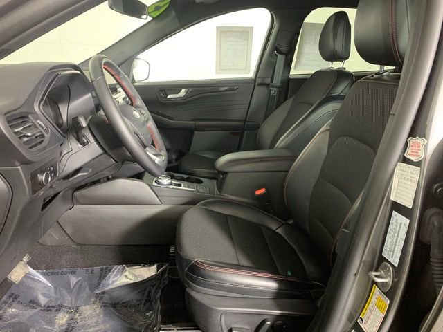 Used 2025 Ford Escape ST-Line AWD/4WD image 17
