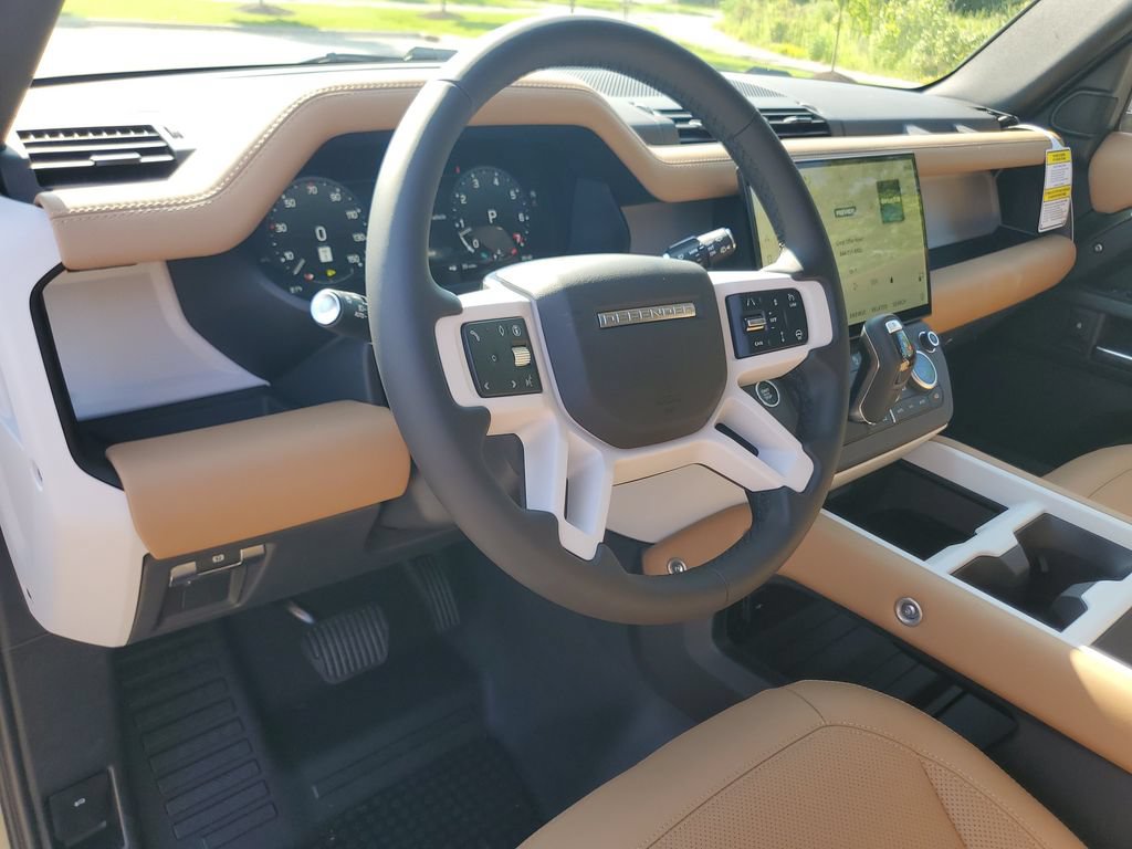 New 2026 Land Rover Defender 110 S AWD/4WD image 13