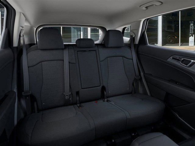 New 2026 Kia Sportage LX image 16