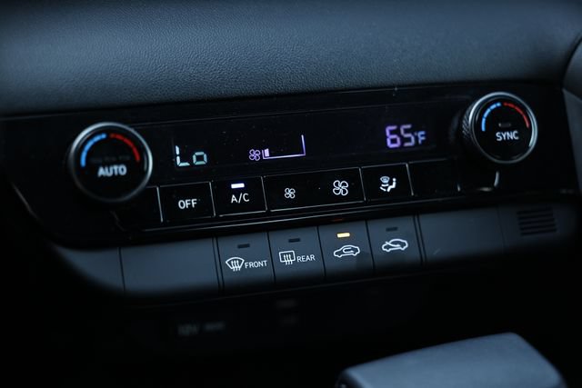Certified 2025 Hyundai Elantra Sport FWD image 36