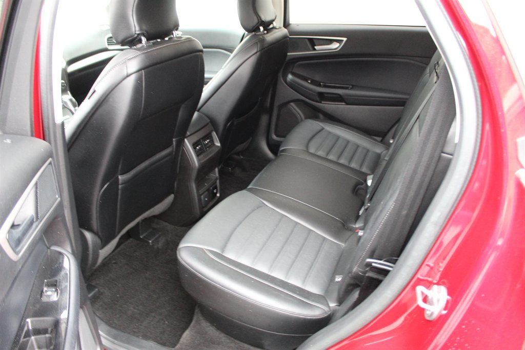 Used 2018 Ford Edge SEL w/ Equipment Group 201A image 7