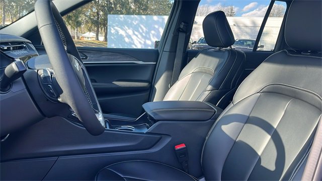 New 2026 Jeep Grand Cherokee Limited w/ Limited Altitude Package image 13