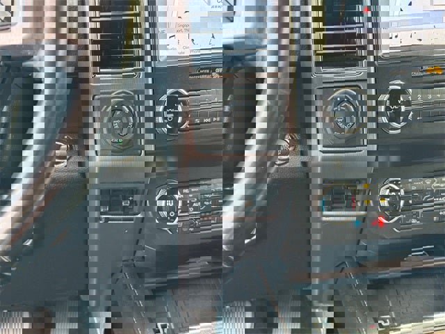 Used 2019 Ford Expedition Platinum image 21