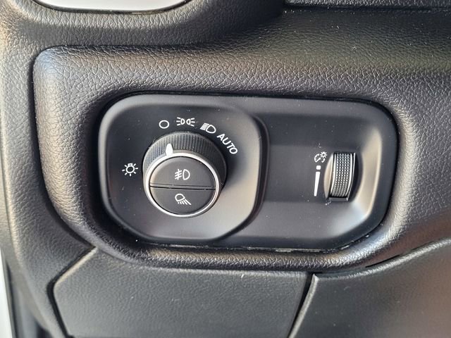 Used 2025 RAM 2500 Big Horn AWD/4WD image 14