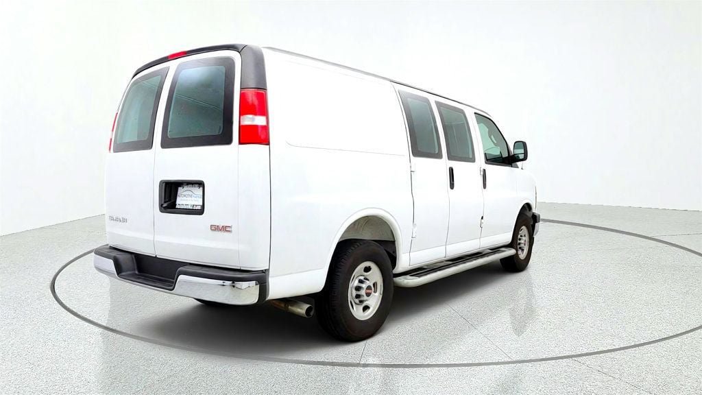 Used 2025 GMC Savana 2500 w/ Driver Convenience Package RWD image 5