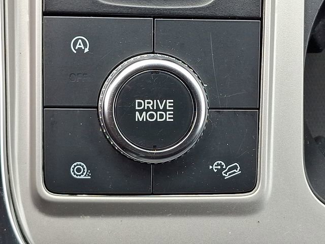 Used 2023 Ford Explorer Limited image 25