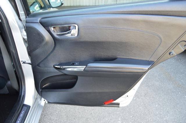 Used 2014 Toyota Avalon Limited FWD image 48