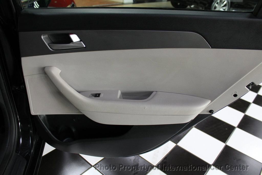 Used 2016 Hyundai Sonata SE image 24