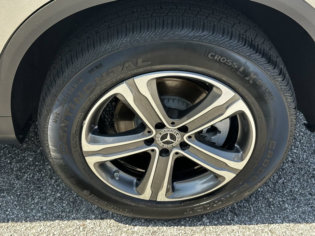 Certified 2021 Mercedes-Benz GLC 300 image 23