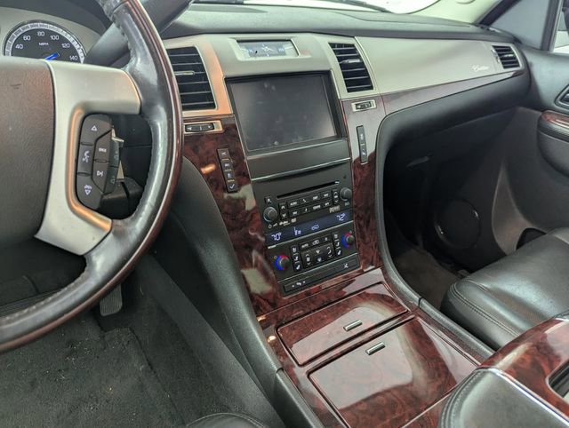 Used 2013 Cadillac Escalade EXT Premium image 12