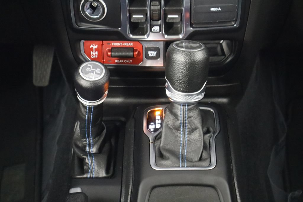 Used 2023 Jeep Wrangler Unlimited Rubicon 4xe AWD/4WD image 27