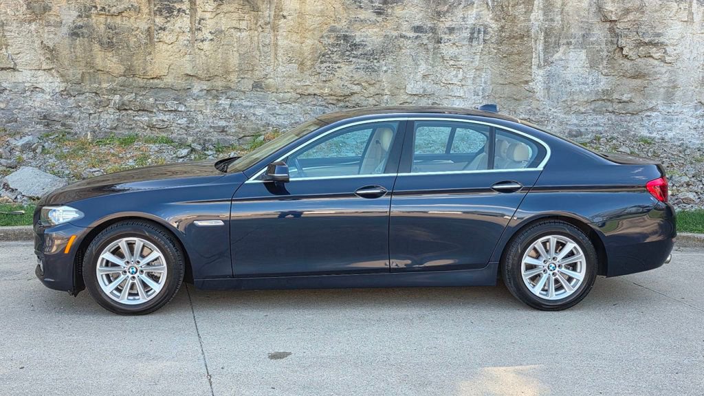 Used 2015 BMW 528i Sedan image 2