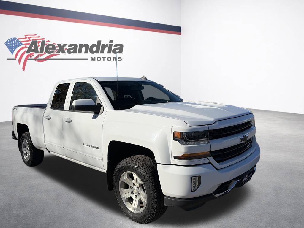 Used 2017 Chevrolet Silverado 1500 LT w/ All Star Edition AWD/4WD image 3
