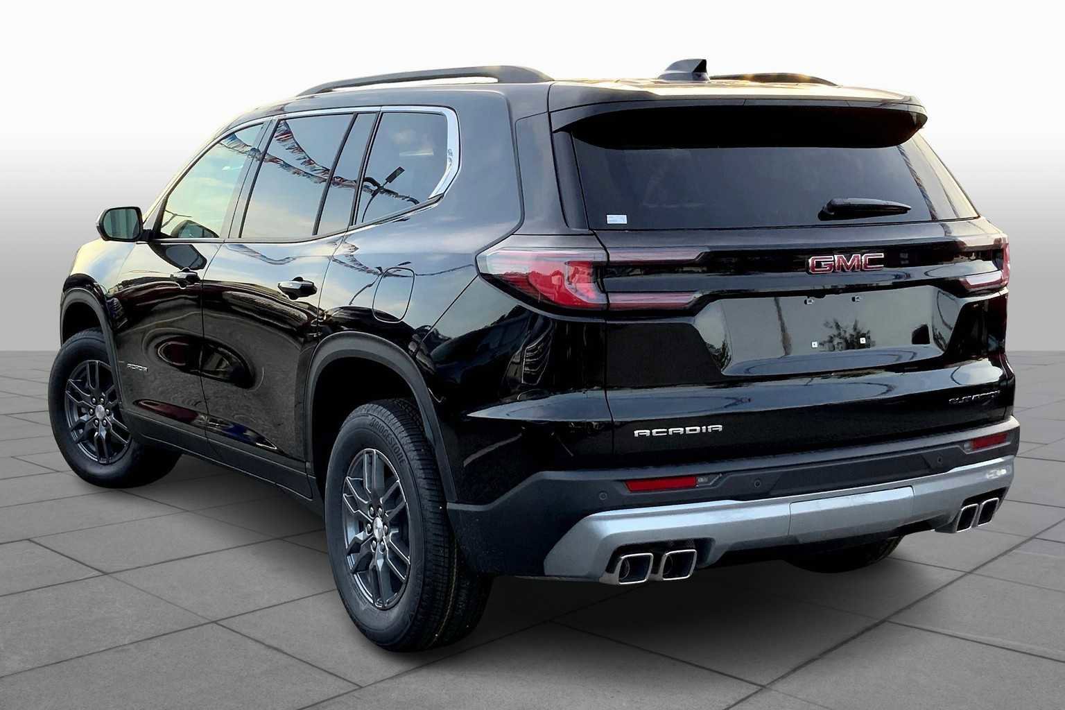 New 2025 GMC Acadia Elevation image 12