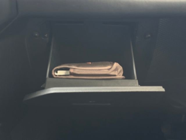 Used 2018 Jeep Wrangler Unlimited Sahara image 25