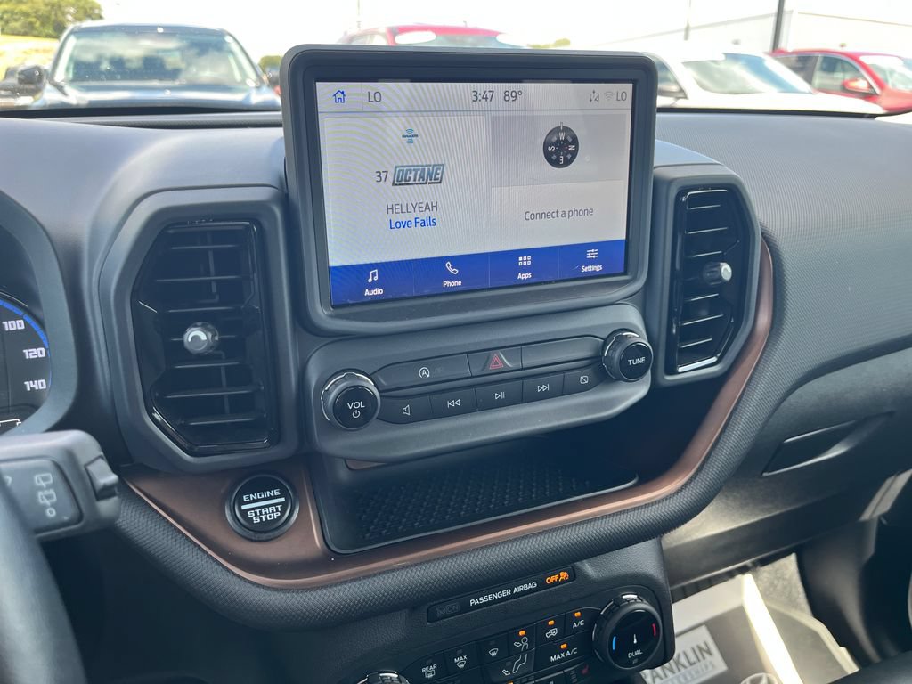 Used 2023 Ford Bronco Sport Outer Banks AWD/4WD image 17