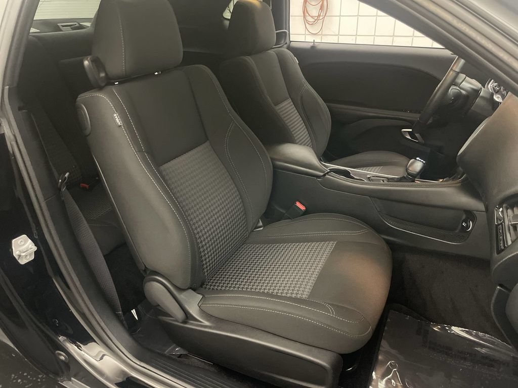 Used 2018 Dodge Challenger SXT w/ Blacktop Package RWD image 21