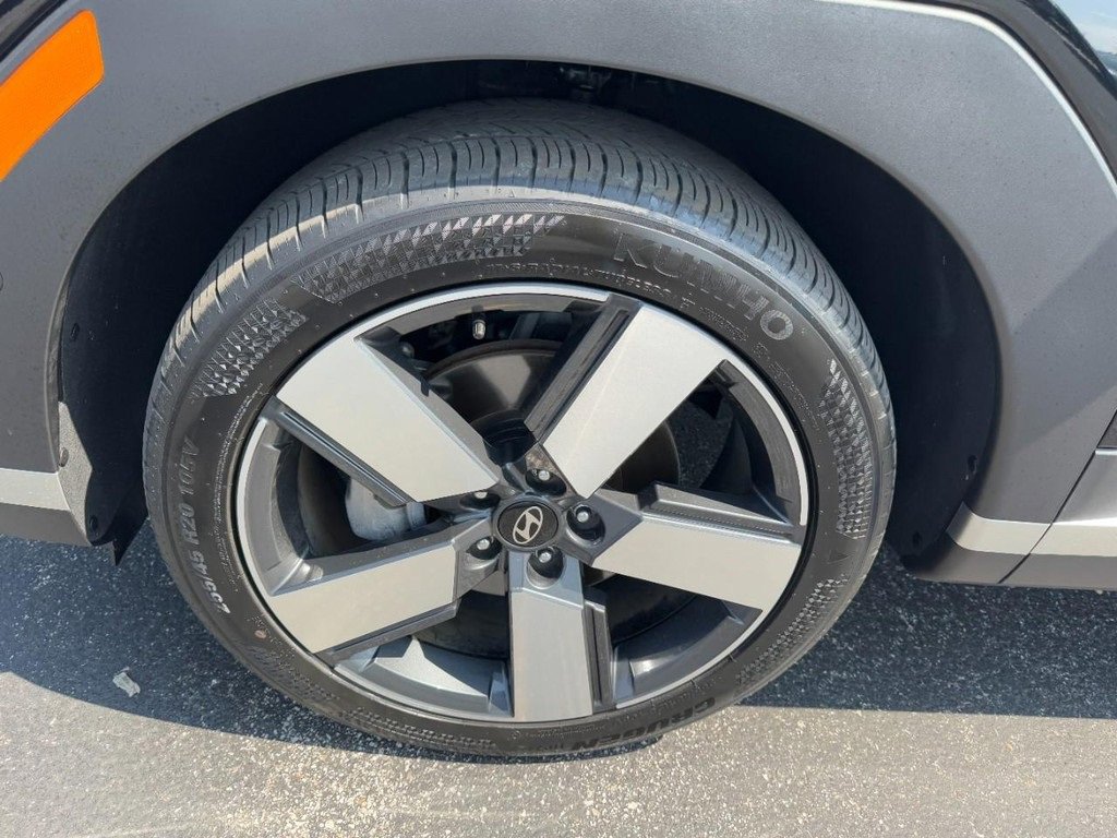 Used 2024 Hyundai Santa Fe Limited image 30