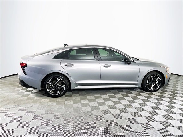 Used 2025 Kia K5 GT-Line w/ GT-Line Premium Package image 9