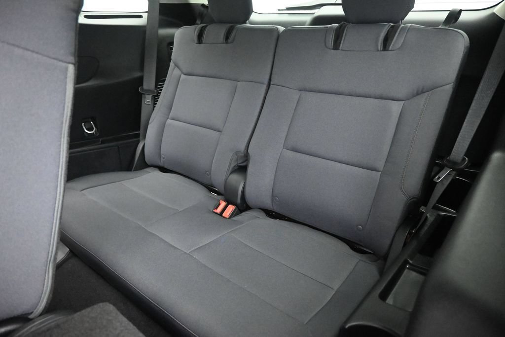 Certified 2025 Ford Explorer Active RWD image 21