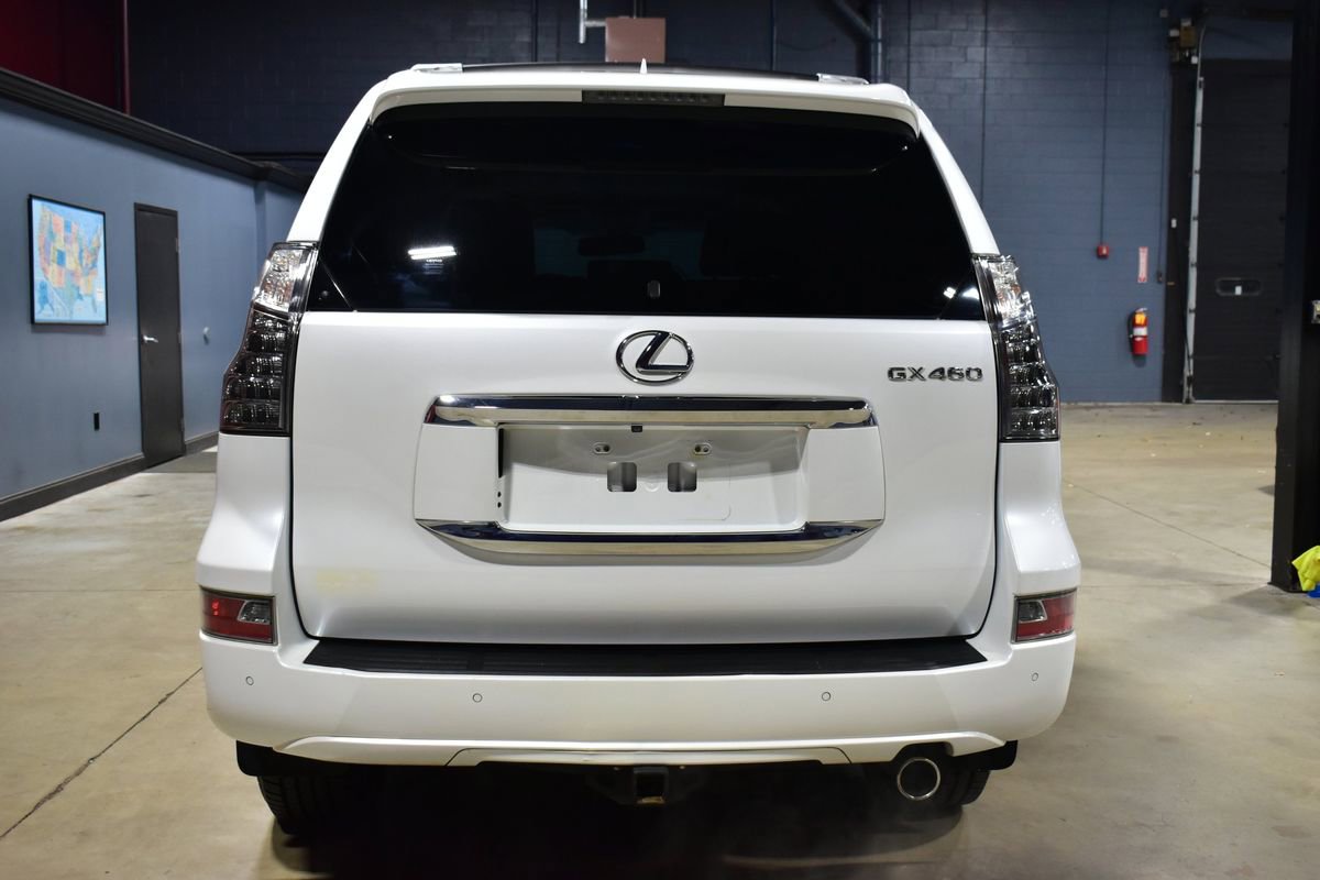Used 2014 Lexus GX 460 w/ Premium Package image 9