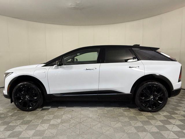New 2026 Cadillac Optiq Sport 1 w/ LPO, ONYX Package AWD/4WD image 3