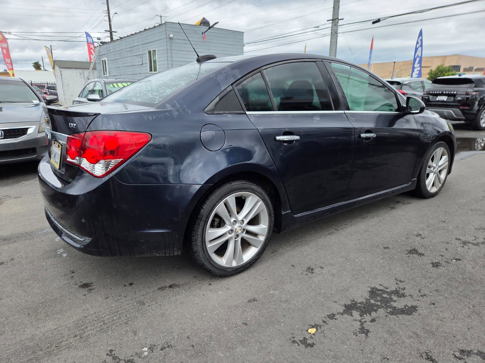 Used 2015 Chevrolet Cruze LTZ w/ Sun, Sound and Sport Package FWD image 3