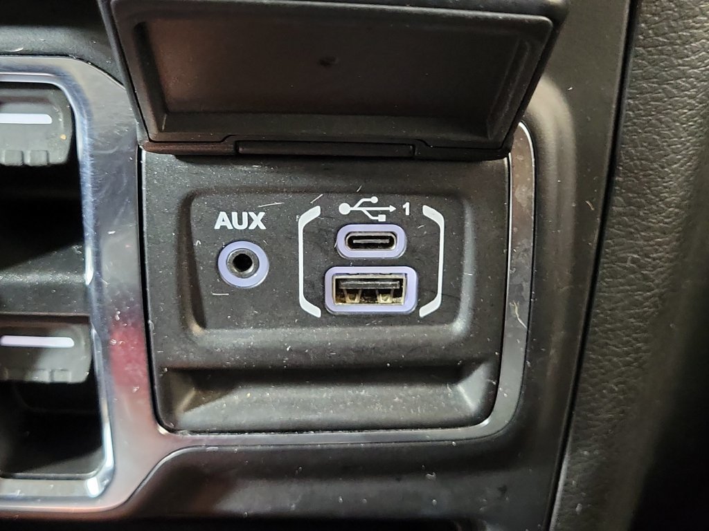 Used 2022 Jeep Wrangler Unlimited Sport AWD/4WD image 23