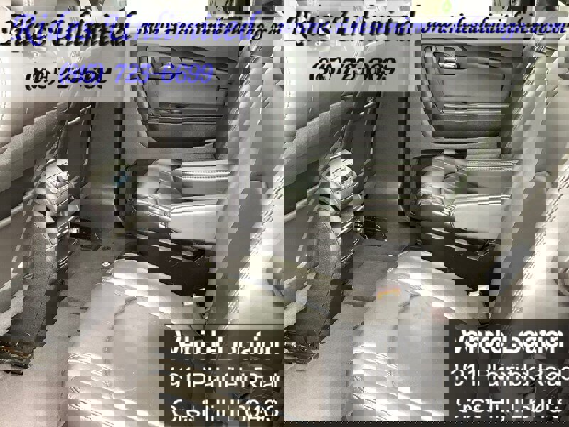 Used 2010 Chevrolet Traverse LT w/ Personal Connectivity Package image 24