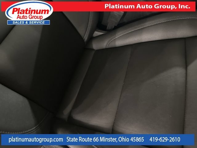 Used 2022 Chevrolet Tahoe LT w/ Luxury Package AWD/4WD image 36