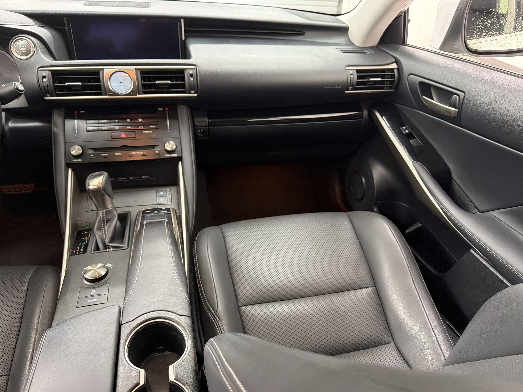 Used 2017 Lexus IS 200t w/ Navigation System Package RWD image 19