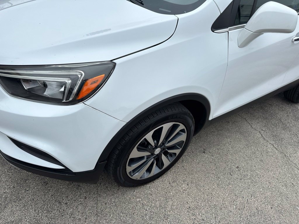 Used 2021 Buick Encore Preferred AWD/4WD image 8