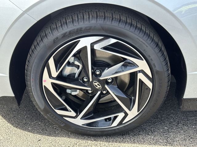 New 2026 Hyundai Sonata SEL FWD image 17