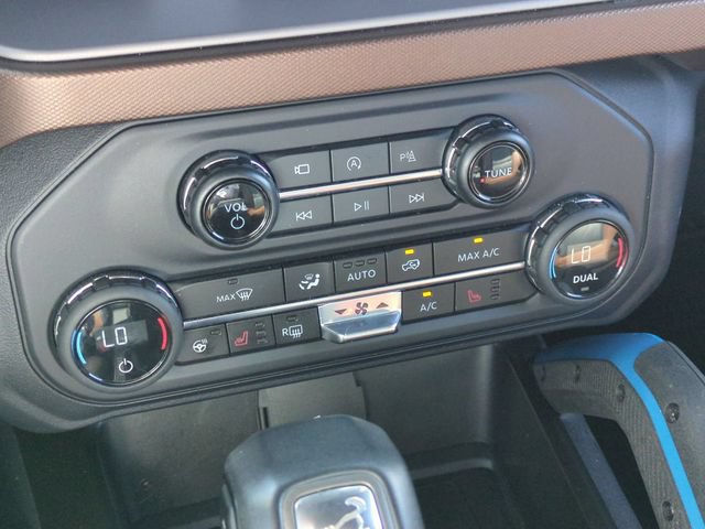 Used 2023 Ford Bronco Outer Banks AWD/4WD image 25