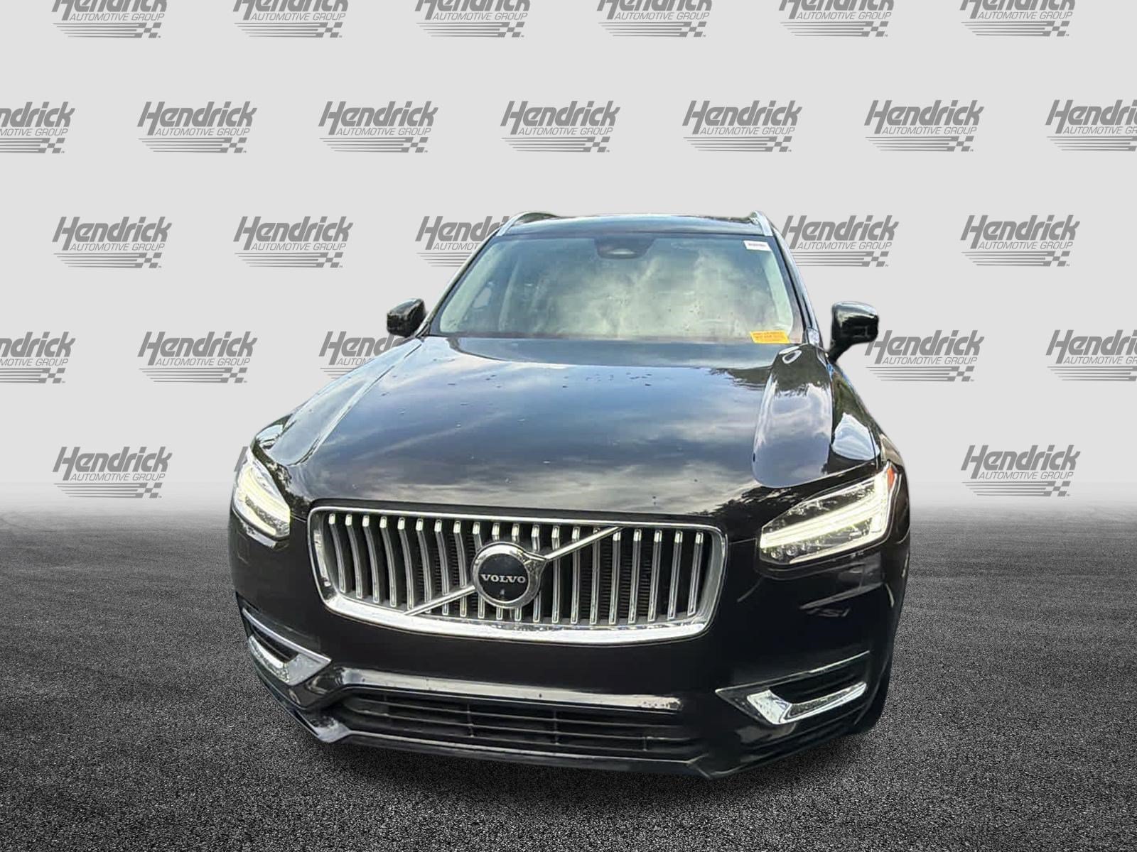 Used 2023 Volvo XC90 B5 Plus w/ Protection Package Premier AWD/4WD image 3