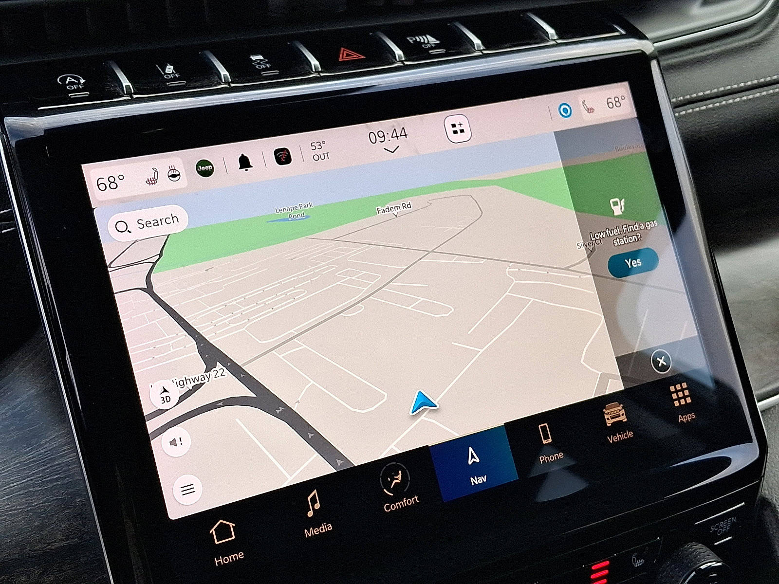 Used 2023 Jeep Grand Cherokee Limited image 18