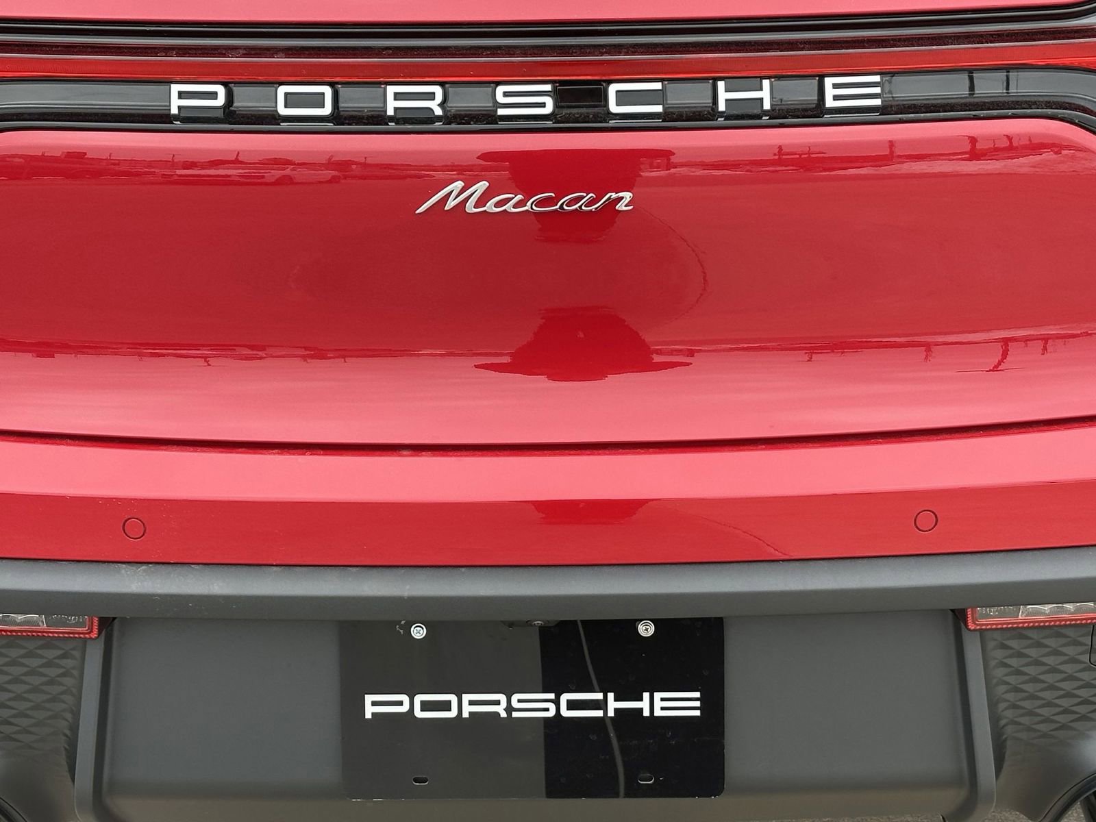 New 2026 Porsche Macan image 14