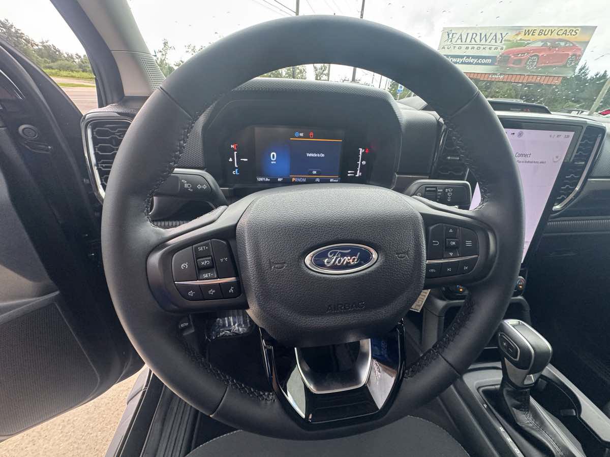 Used 2025 Ford Ranger XLT w/ Equipment Group 301A High RWD image 13