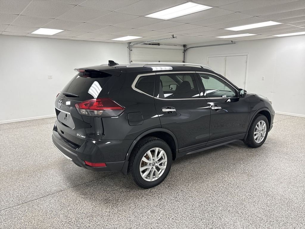 Used 2019 Nissan Rogue SV image 8