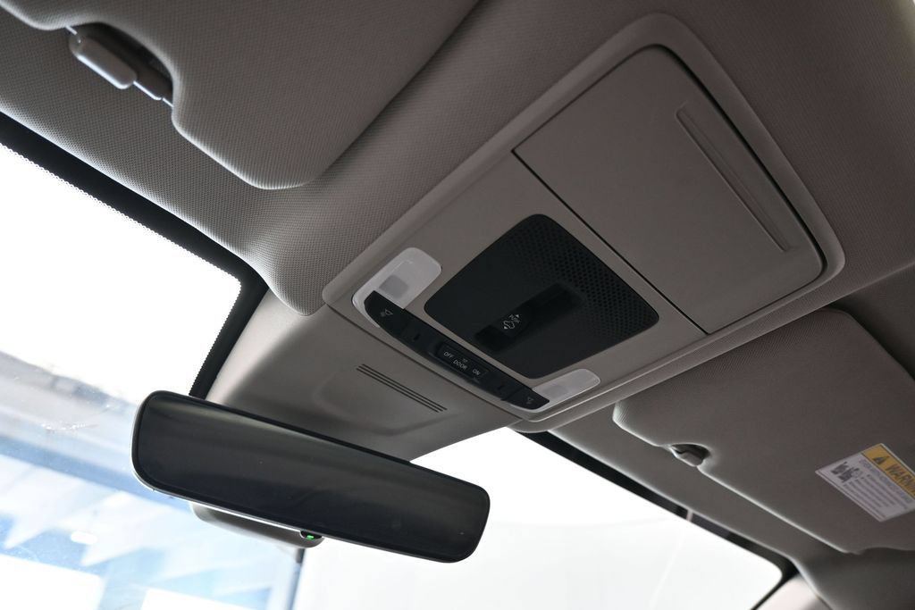 Used 2024 Honda CR-V EX-L image 27