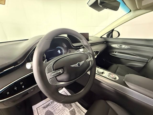 Used 2023 Genesis GV70 2.5T Select w/ Select Package image 8