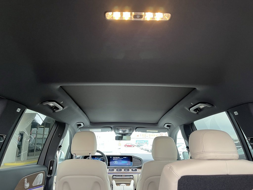 Used 2025 Mercedes-Benz GLS 450 4MATIC image 67